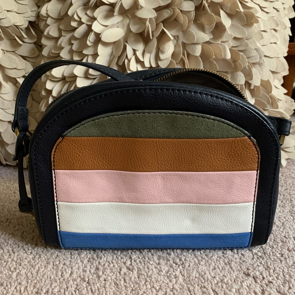 Pre-loved Fossil crossbody Bag